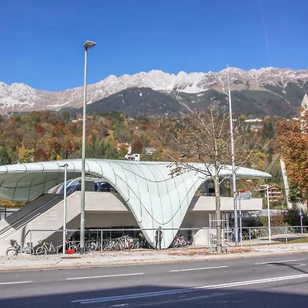 Studio Glasmalerei-2 Appartamento Innsbruck